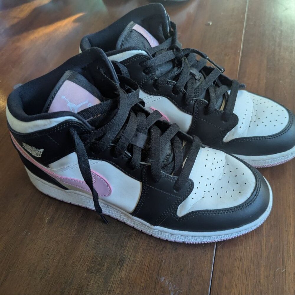 Nike  Air Jordan Retro Kids Black and Pink Sneakers